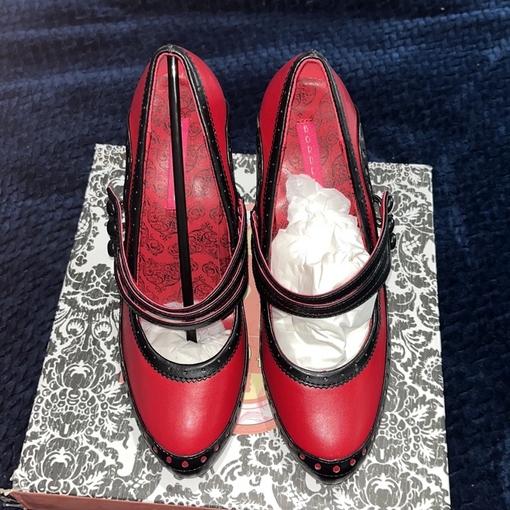 Bordello Pumps